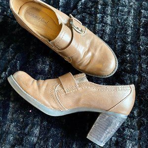 Natural Soul by Naturalizer heeled booties